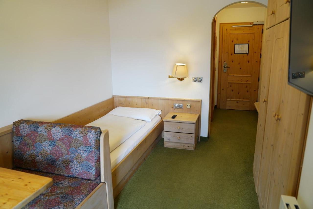 Piz Alpin Bed & Breakfast
